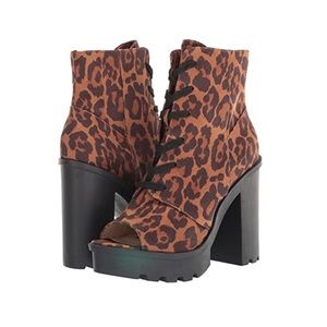 New Jessica Simpson Lizzah Leopard Print Lug Sole Peep Toe Booties